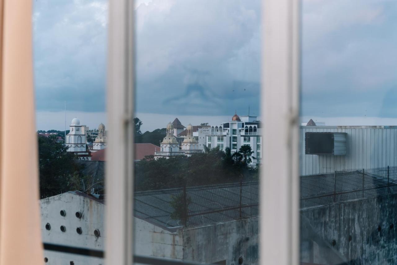 Ridel Sunset Hotel コタバル エクステリア 写真